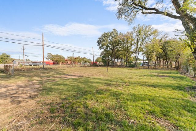608 E Kennedale Parkway, Kennedale, TX 76060