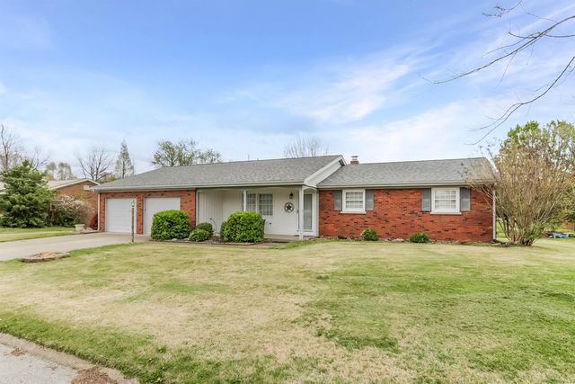 7666 Owens Drive, Newburgh, IN 47630