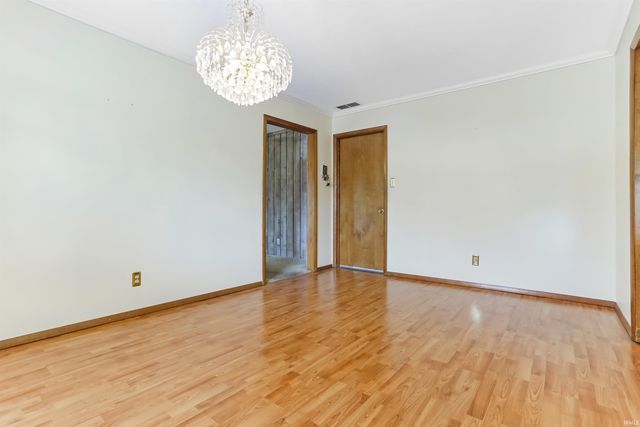 7666 Owens Drive, Newburgh, IN 47630