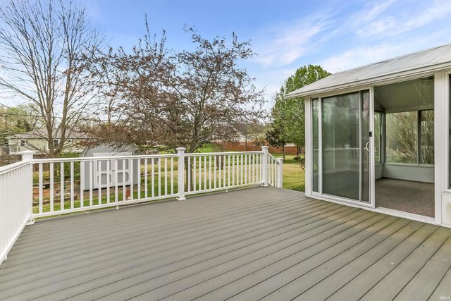 7666 Owens Drive, Newburgh, IN 47630