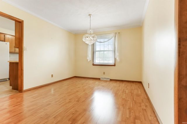 7666 Owens Drive, Newburgh, IN 47630