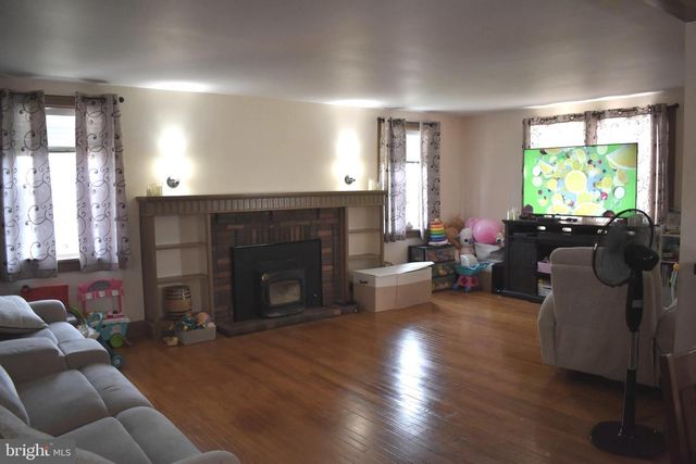 50 HARRIS RD, Salem, NJ 08079