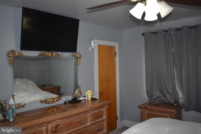 50 HARRIS RD, Salem, NJ 08079