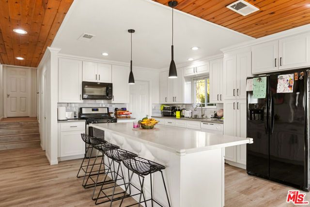 2323 Warwick Avenue, Los Angeles, CA 90032