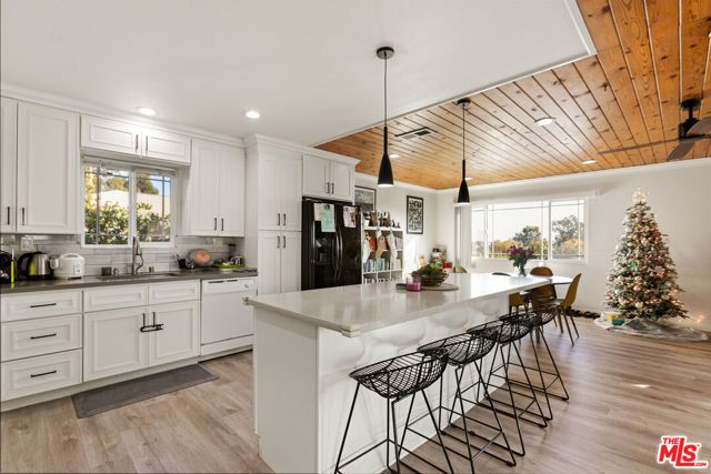 2323 Warwick Avenue, Los Angeles, CA 90032