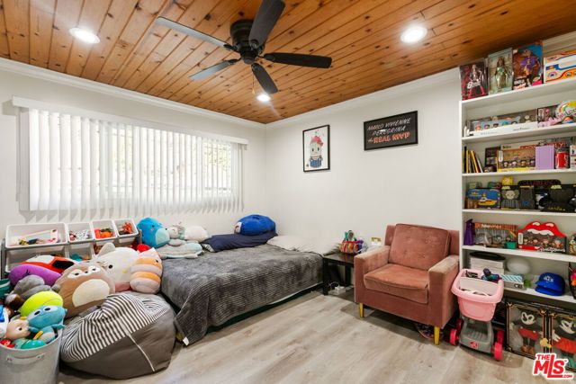 2323 Warwick Avenue, Los Angeles, CA 90032