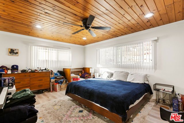 2323 Warwick Avenue, Los Angeles, CA 90032