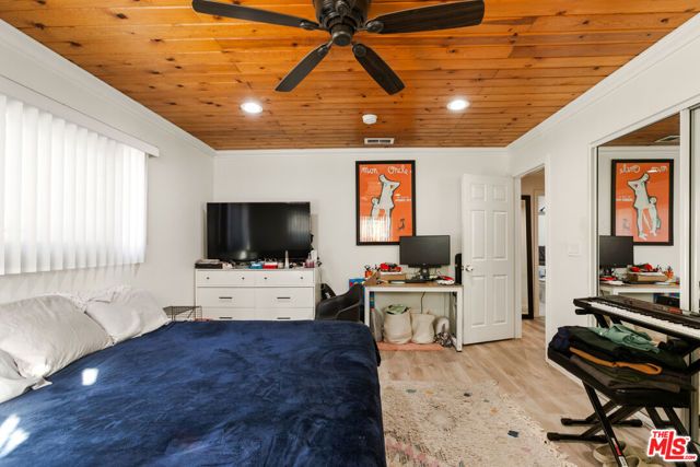 2323 Warwick Avenue, Los Angeles, CA 90032