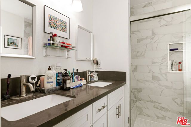 2323 Warwick Avenue, Los Angeles, CA 90032