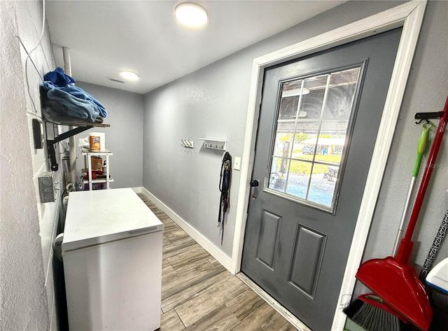 8280 32ND AVENUE N, St Petersburg, FL 33710