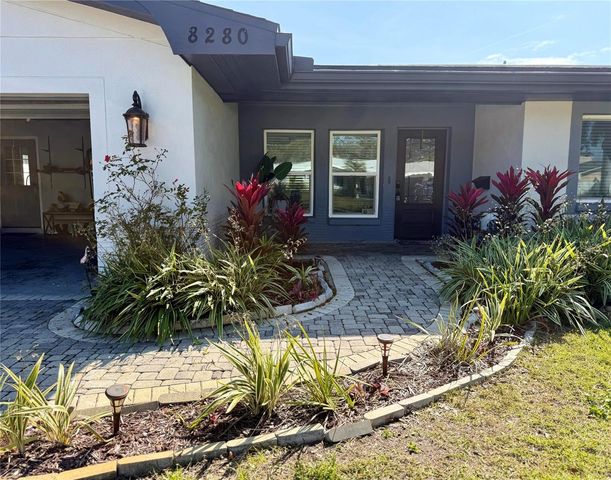 8280 32ND AVENUE N, St Petersburg, FL 33710