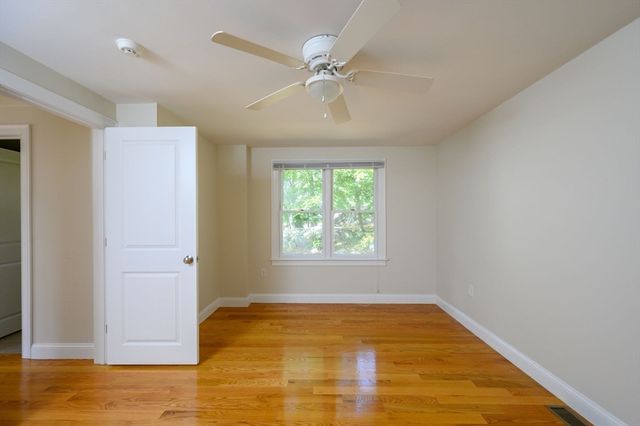 19 Knollwood Rd, Quincy, MA 02171