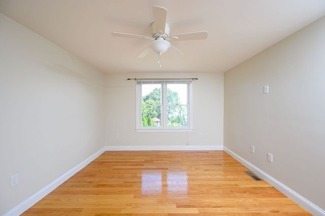 19 Knollwood Rd, Quincy, MA 02171