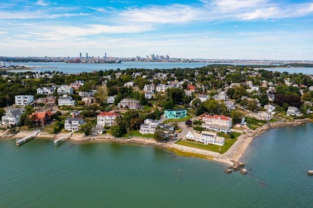 19 Knollwood Rd, Quincy, MA 02171