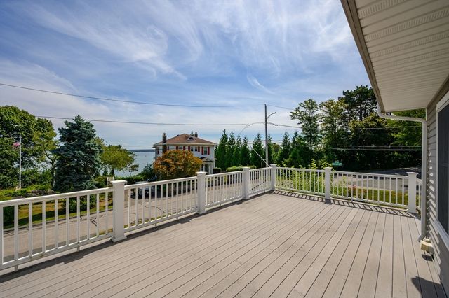 19 Knollwood Rd, Quincy, MA 02171