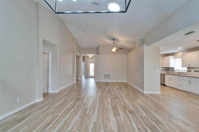2222 MAYFIELD PALMS LANE 322, Sun City Center, FL 33573