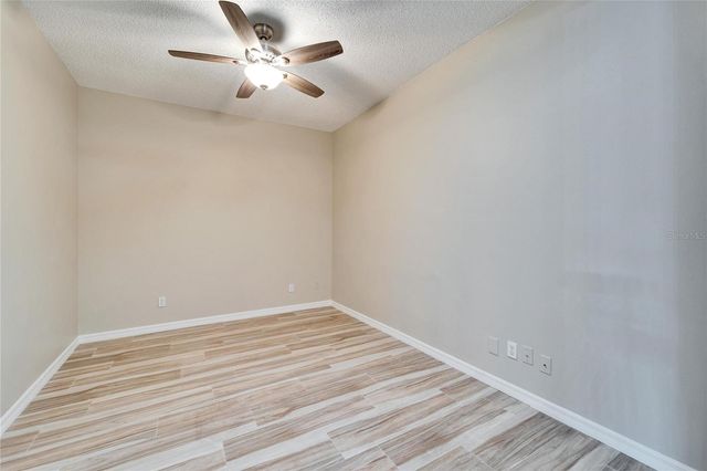 2222 MAYFIELD PALMS LANE 322, Sun City Center, FL 33573