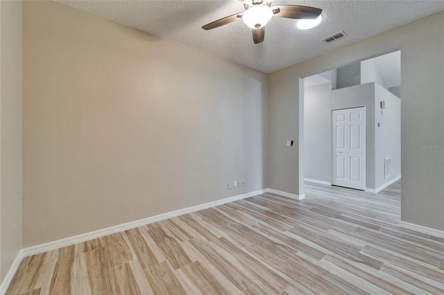 2222 MAYFIELD PALMS LANE 322, Sun City Center, FL 33573