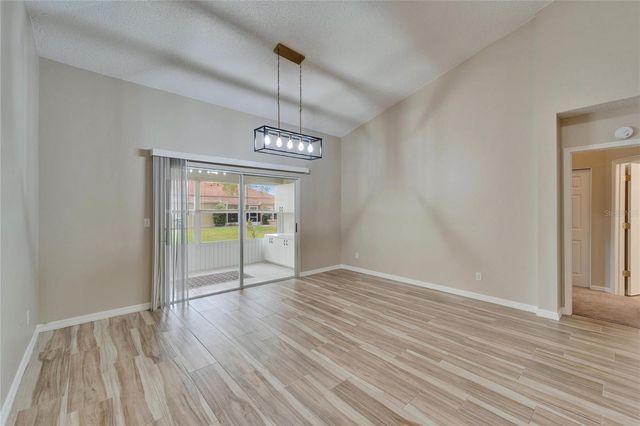 2222 MAYFIELD PALMS LANE 322, Sun City Center, FL 33573