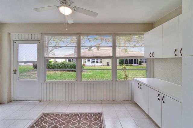 2222 MAYFIELD PALMS LANE 322, Sun City Center, FL 33573
