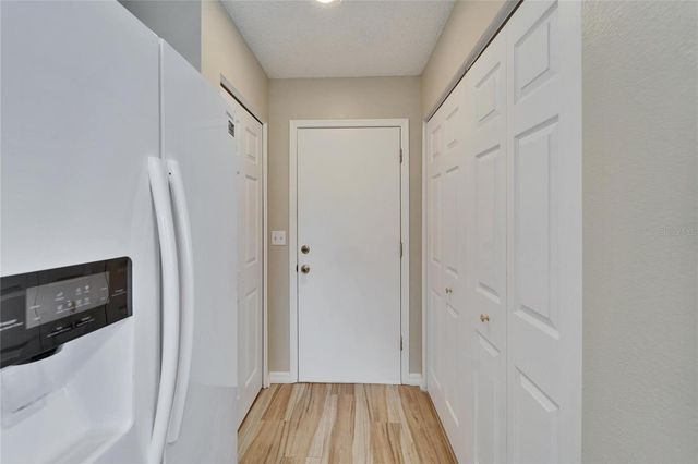 2222 MAYFIELD PALMS LANE 322, Sun City Center, FL 33573