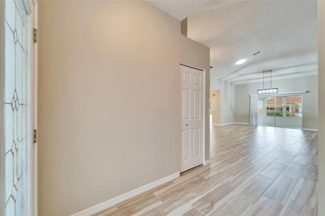 2222 MAYFIELD PALMS LANE 322, Sun City Center, FL 33573
