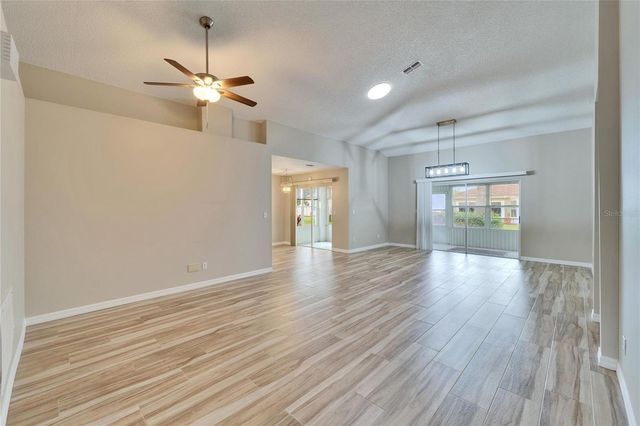 2222 MAYFIELD PALMS LANE 322, Sun City Center, FL 33573