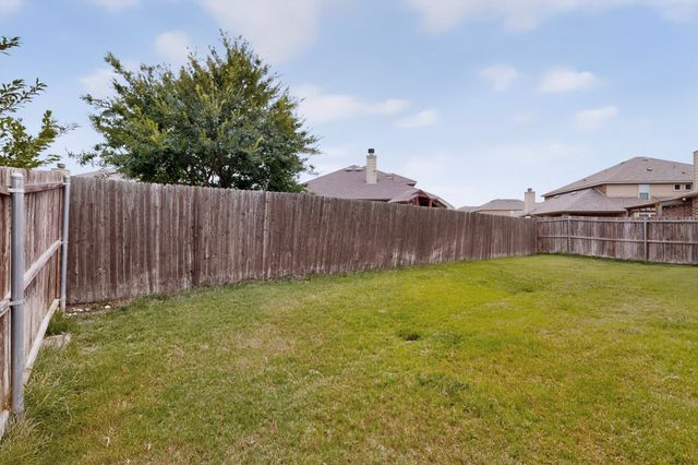 208 Baldwin Drive, Fate, TX 75189