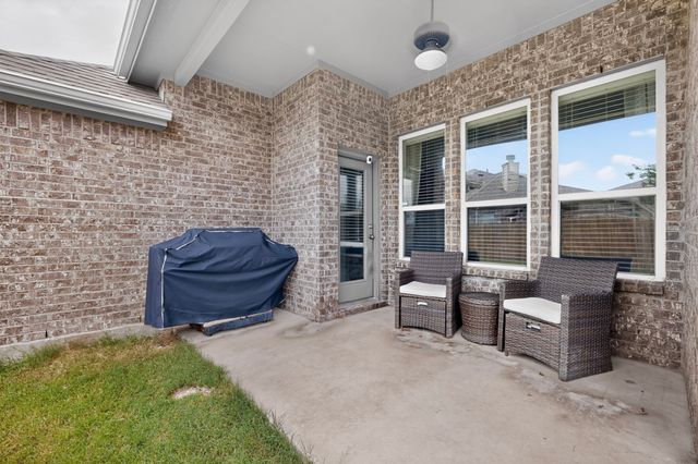 208 Baldwin Drive, Fate, TX 75189