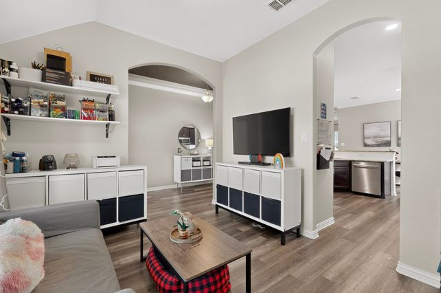 208 Baldwin Drive, Fate, TX 75189