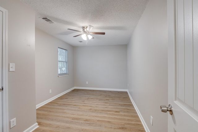 2904 BARRON AVE, Memphis, TN 38114