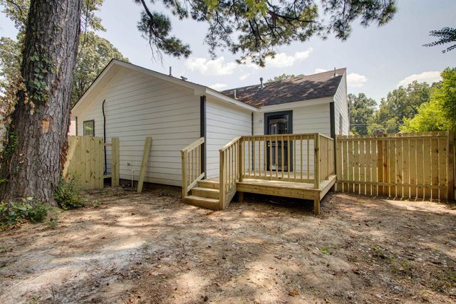 2904 BARRON AVE, Memphis, TN 38114