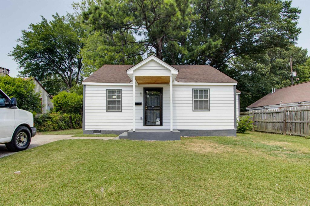2904 BARRON AVE, Memphis, TN 38114
