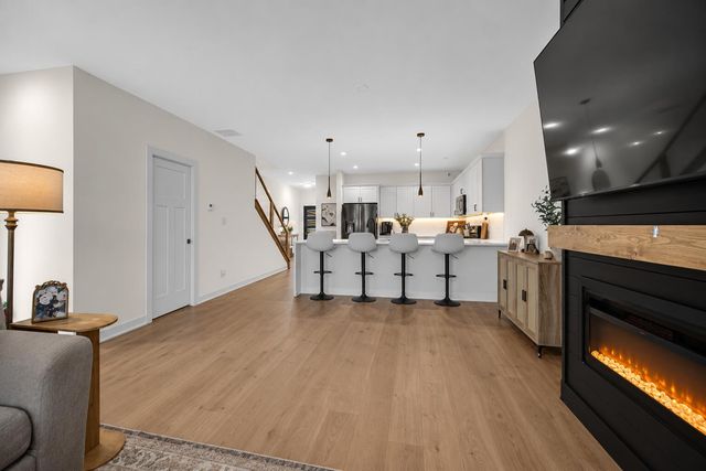 264 Nomo Place, Crown Point, IN 46307