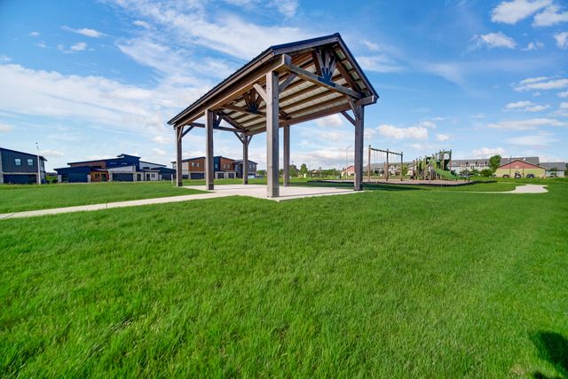 264 Nomo Place, Crown Point, IN 46307