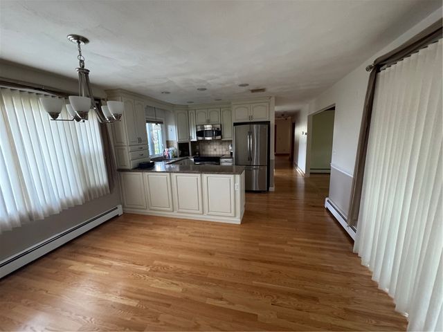 13 Ivanhoe Street, Johnston, RI 02919