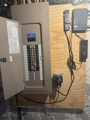 13 Ivanhoe Street, Johnston, RI 02919