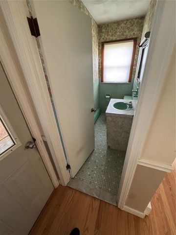 13 Ivanhoe Street, Johnston, RI 02919