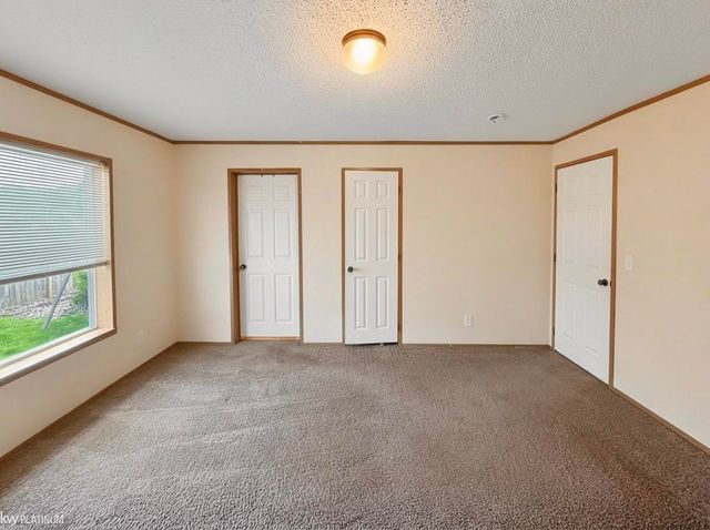 49982 Pennbrook Court, Shelby Twp, MI 48317