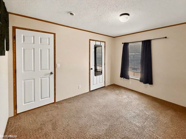 49982 Pennbrook Court, Shelby Twp, MI 48317