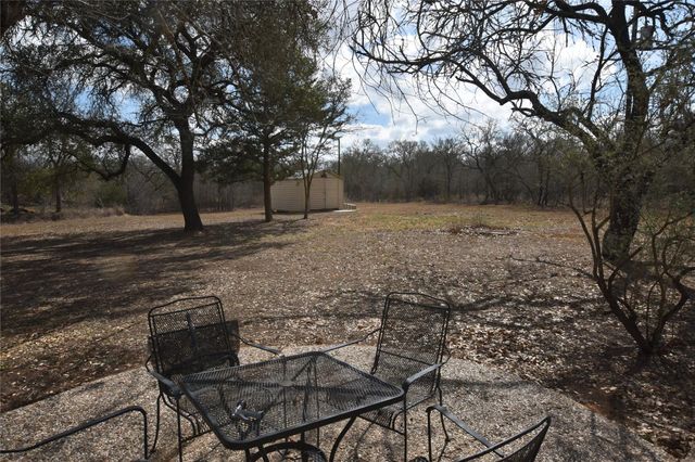 687 Fm 812 RD, Red Rock, TX 78662