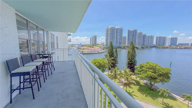 301 174 ST 702, Sunny Isles Beach, FL 33160