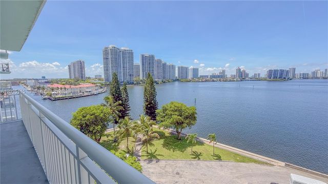 301 174 ST 702, Sunny Isles Beach, FL 33160