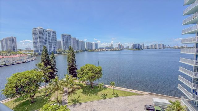 301 174 ST 702, Sunny Isles Beach, FL 33160