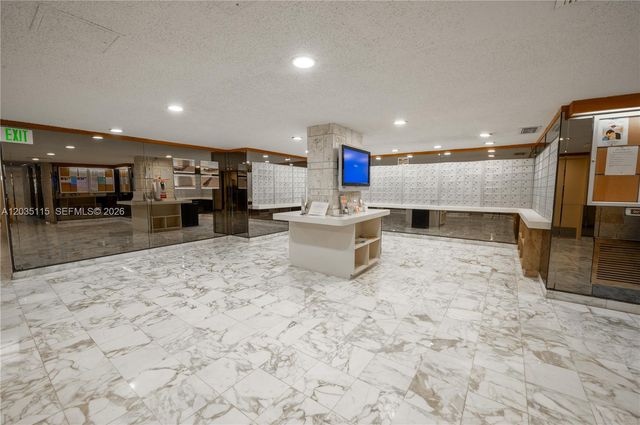 301 174 ST 702, Sunny Isles Beach, FL 33160