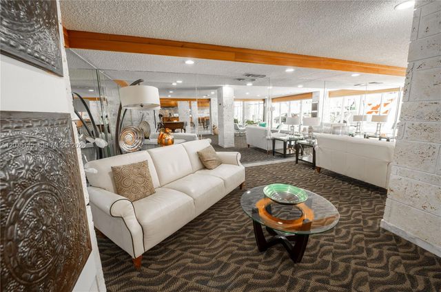 301 174 ST 702, Sunny Isles Beach, FL 33160