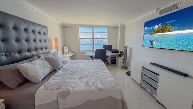 301 174 ST 702, Sunny Isles Beach, FL 33160