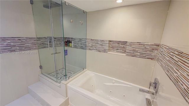301 174 ST 702, Sunny Isles Beach, FL 33160