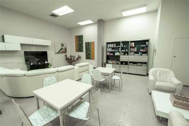 301 174 ST 702, Sunny Isles Beach, FL 33160