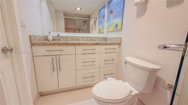 301 174 ST 702, Sunny Isles Beach, FL 33160